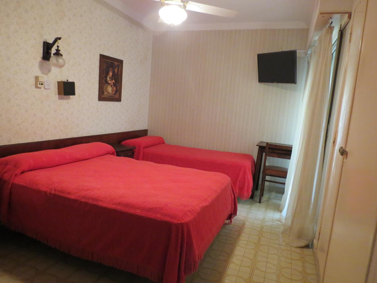 Hotel Trocadero Necochea Kültér fotó