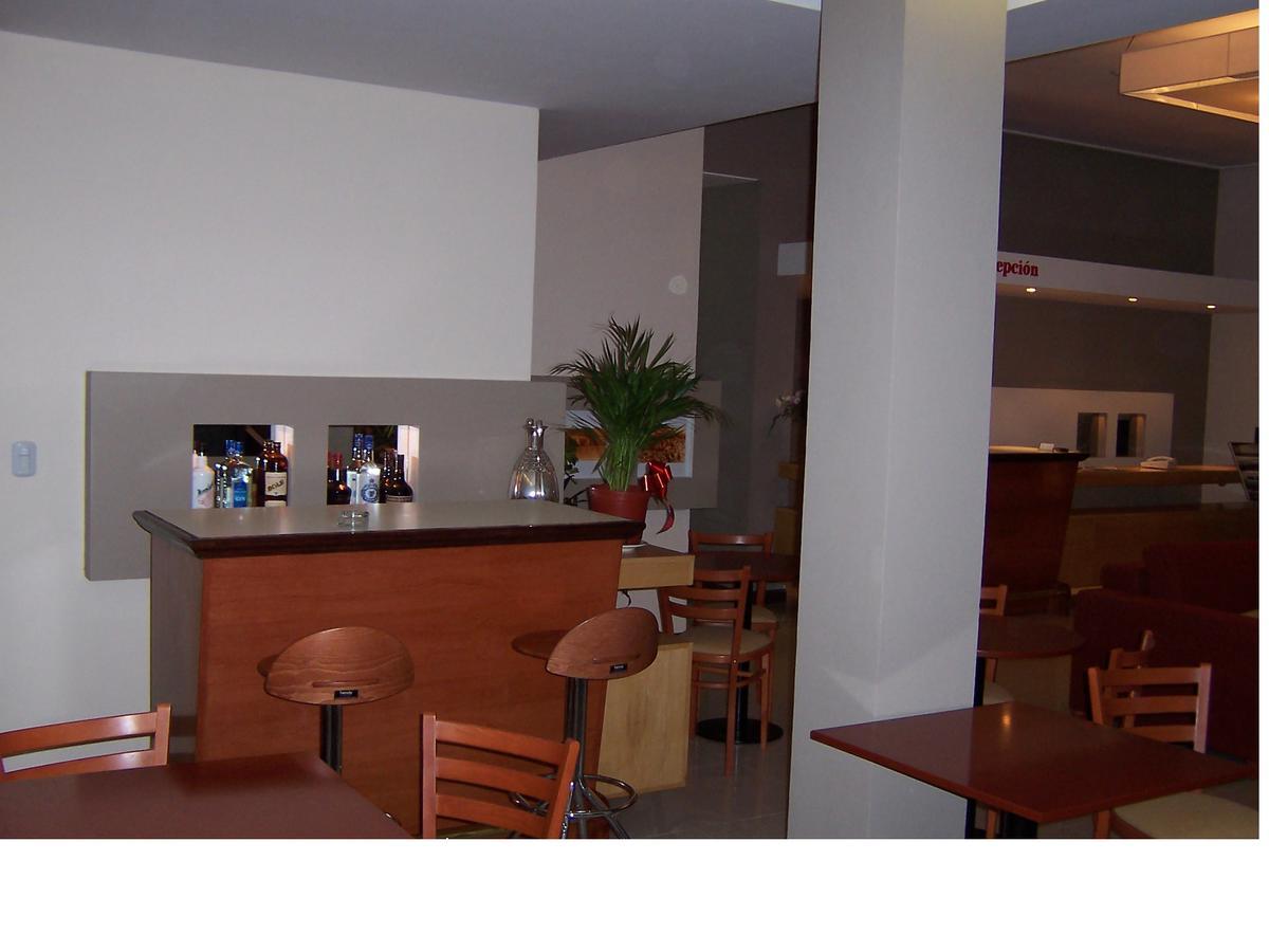 Hotel Trocadero Necochea Kültér fotó