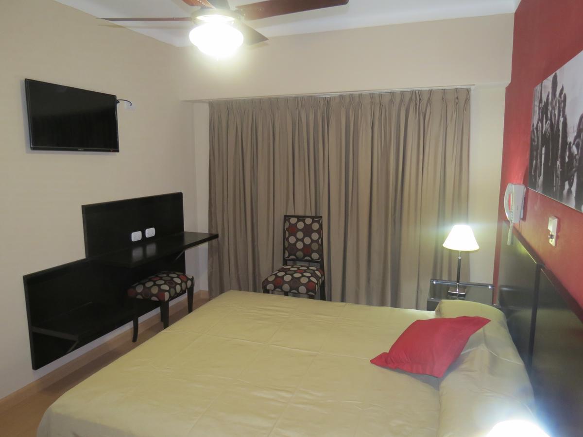 Hotel Trocadero Necochea Kültér fotó