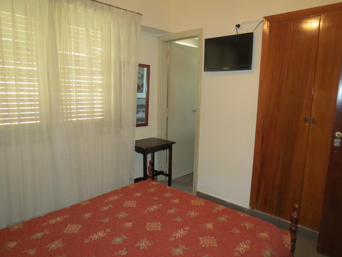 Hotel Trocadero Necochea Kültér fotó